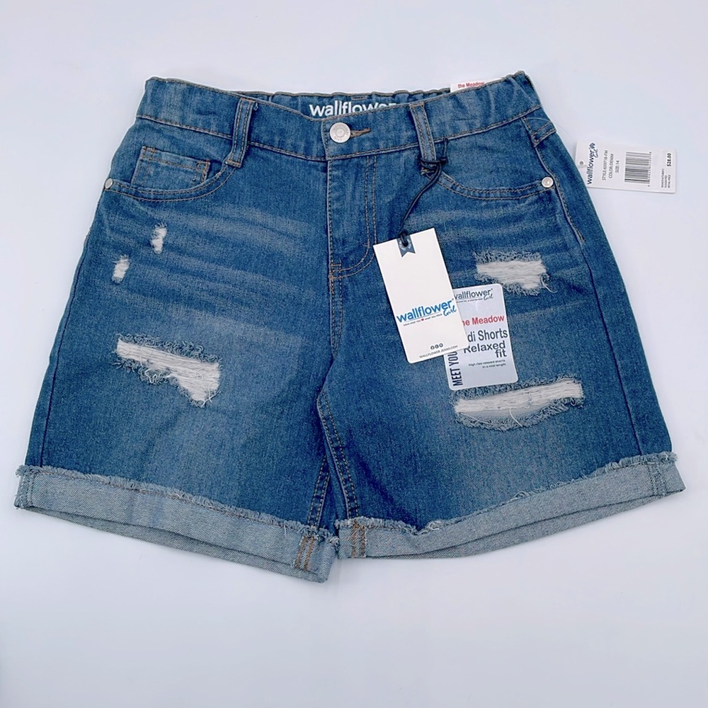 Wallflower Girl Meadow High Rise Relaxed Fit Jean Shorts‎ Midi Cuffed Distressed